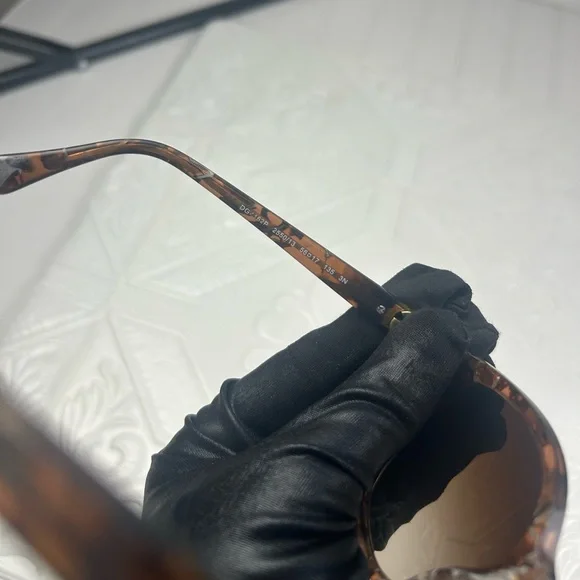 Dolce & Gabbana Women’s Sunglasses Tortoise Shell Frame Brown Gradient Lenses - Picture 7 of 10